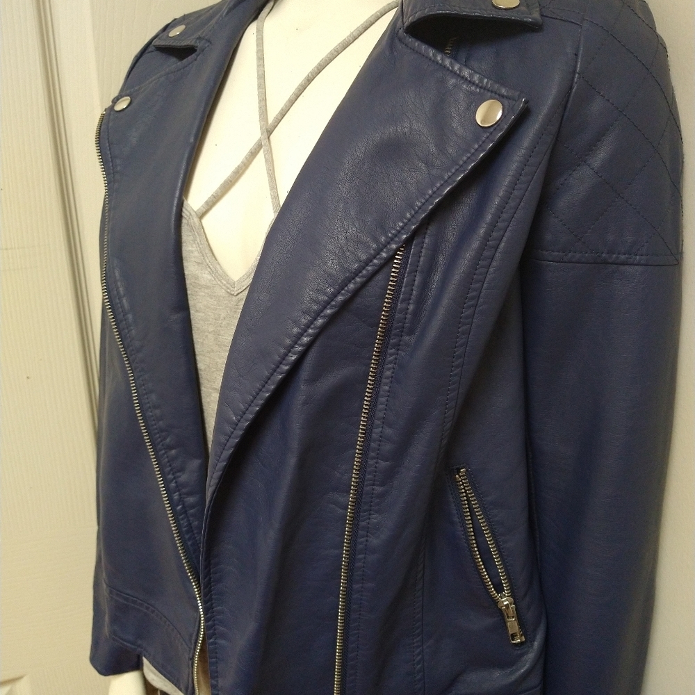Jacket - Picture 4 of 5